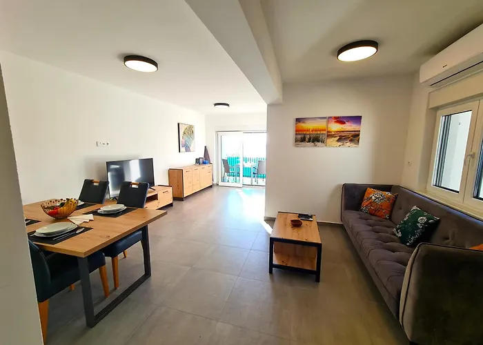 Appartement Mistral D *